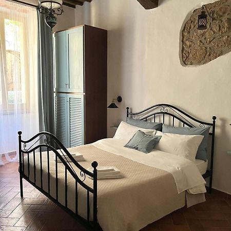 Il Girasole Storico Apartment Pitigliano Exterior foto