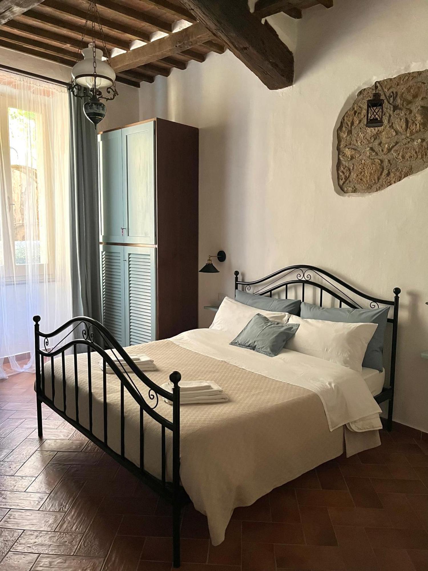 Il Girasole Storico Apartment Pitigliano Exterior foto